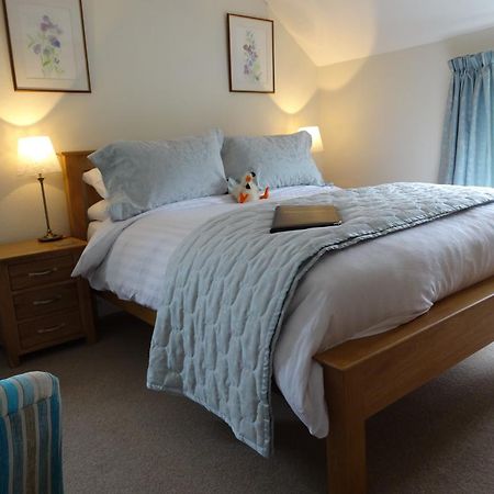 Bed and Breakfast Hunters Croft à Sway Extérieur photo