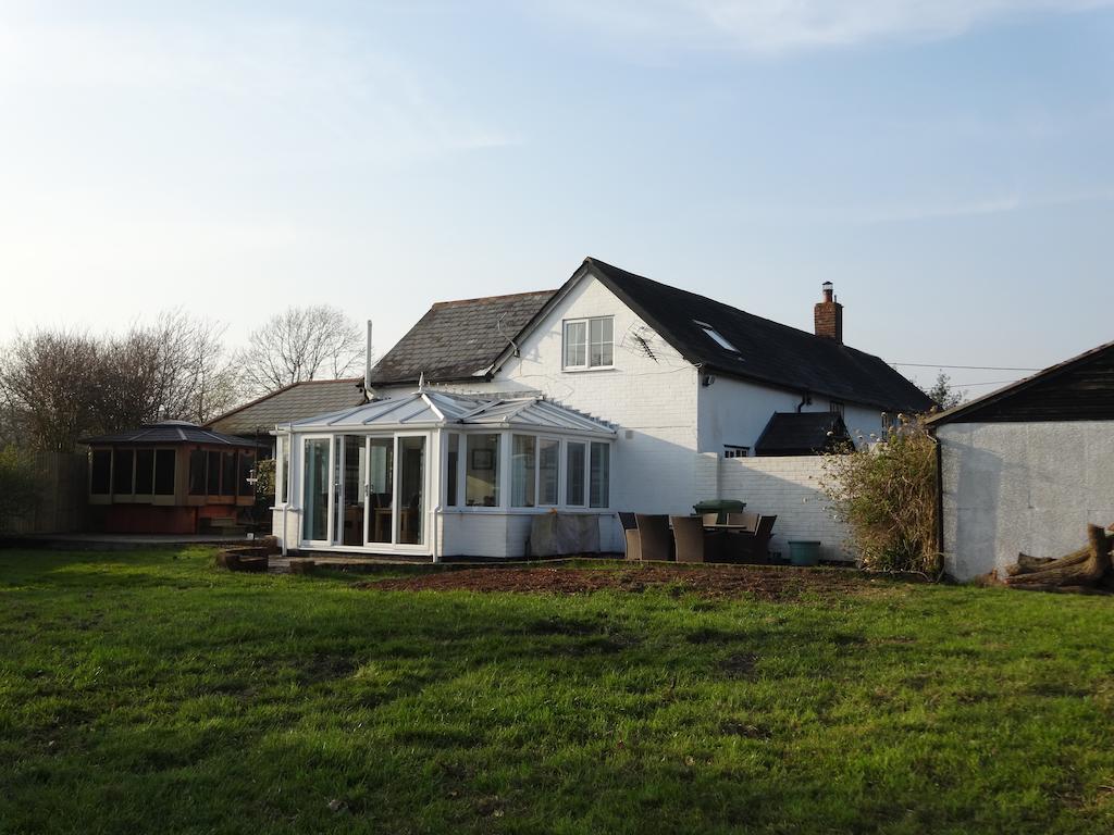 Bed and Breakfast Hunters Croft à Sway Extérieur photo